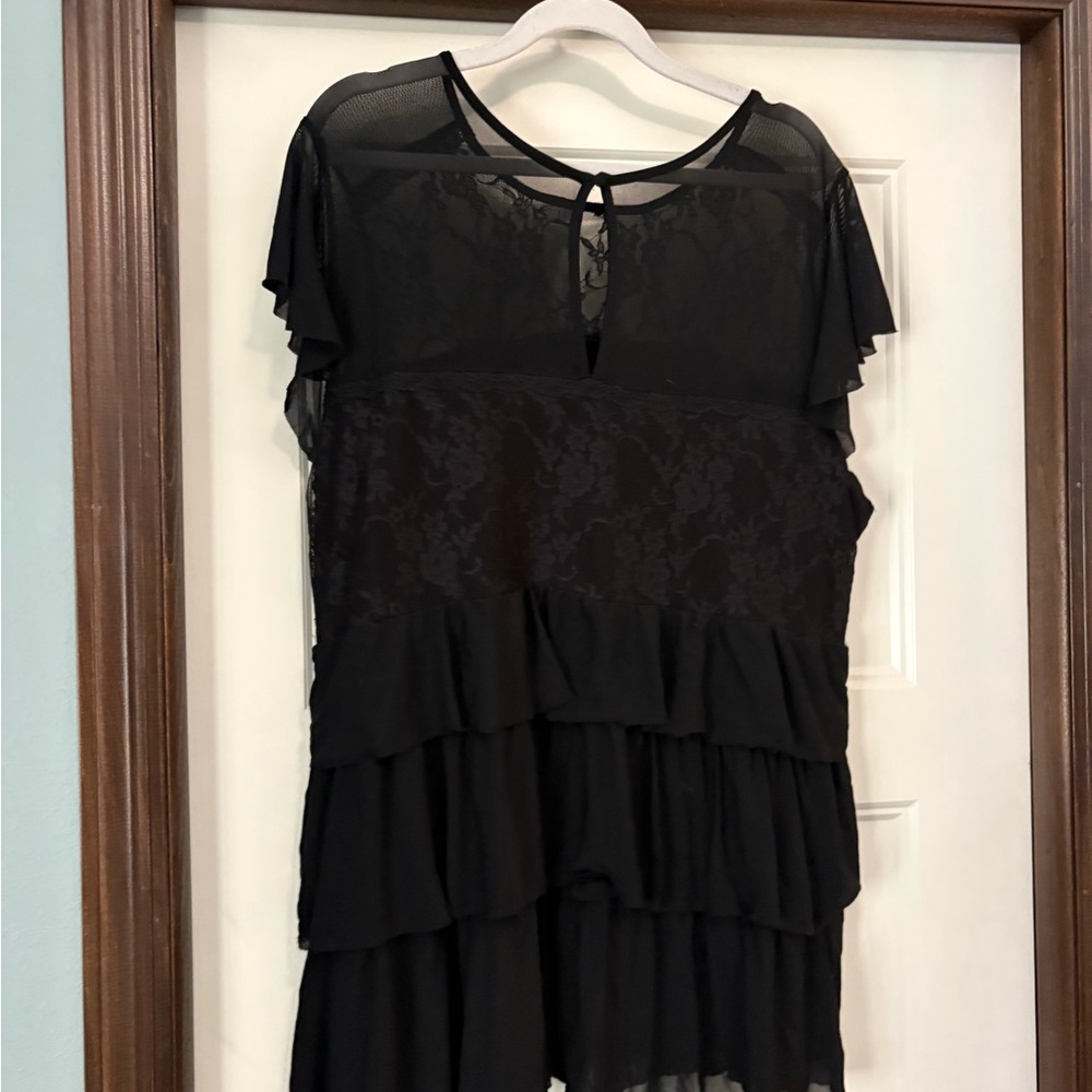 Torrid Black Lace Mesh Layered Top Flutter Cap Sleeve sz 2x - Picture 5 of 14